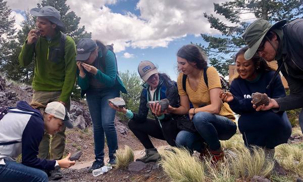 REU students working in the field